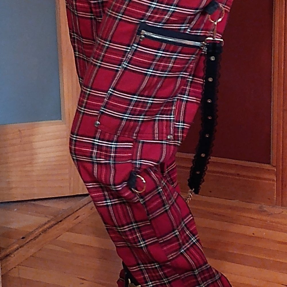 DogPile red tartan pants bondage